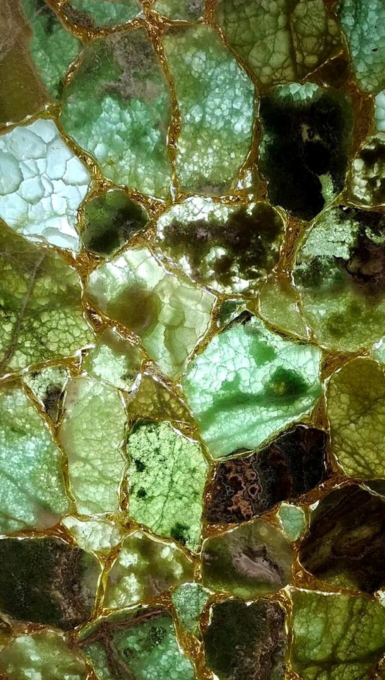Multi Color Onyx slab, light green tones